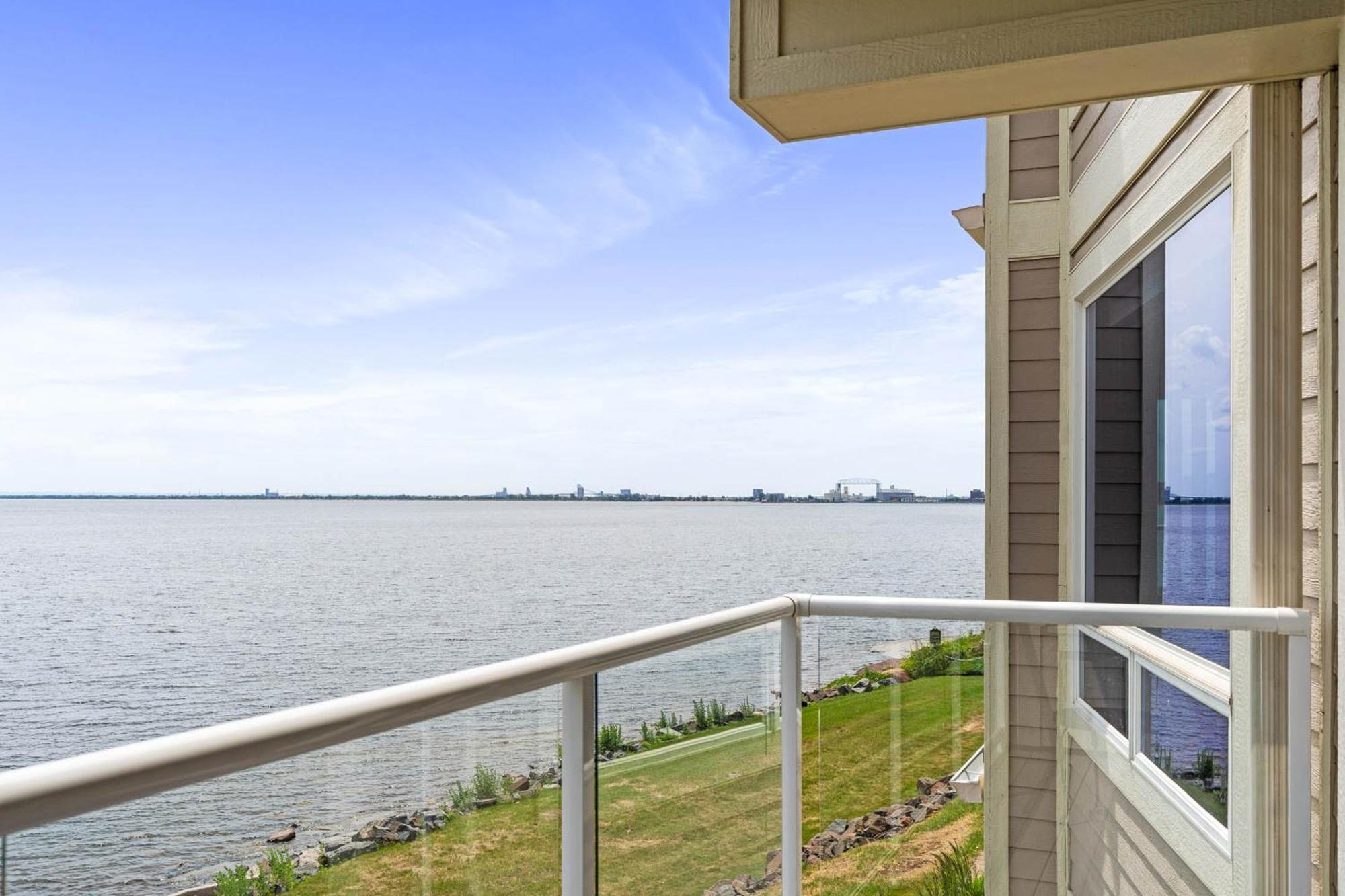 Beacon Pointe On Lake Superior Дулут Екстер'єр фото